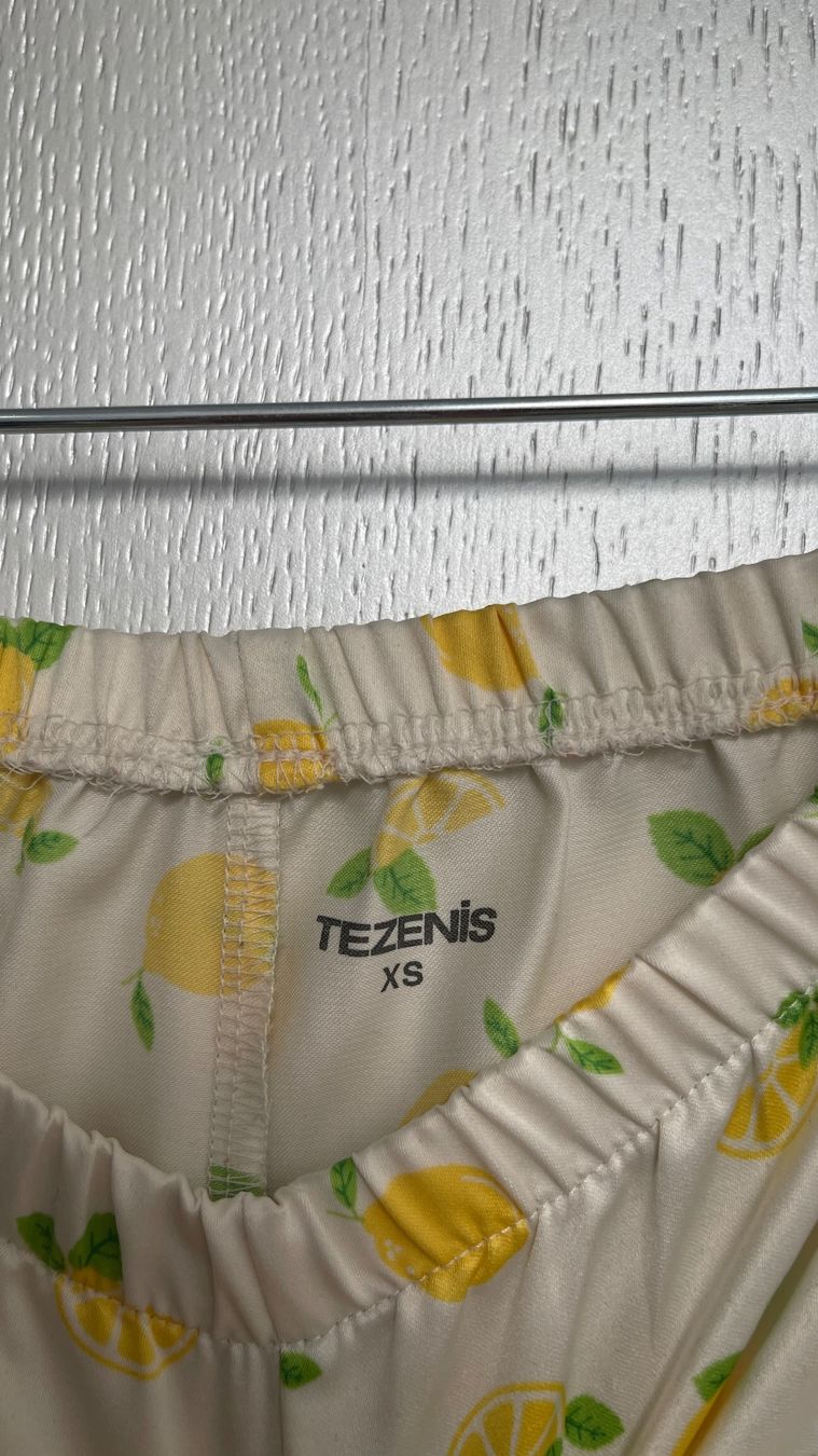 Tezenis Negligees & Pigiami: Kurzer Pyjama mit Zitronen – Nuovo (secondo la descrizione) da Luzern venduto da Mcleon 4