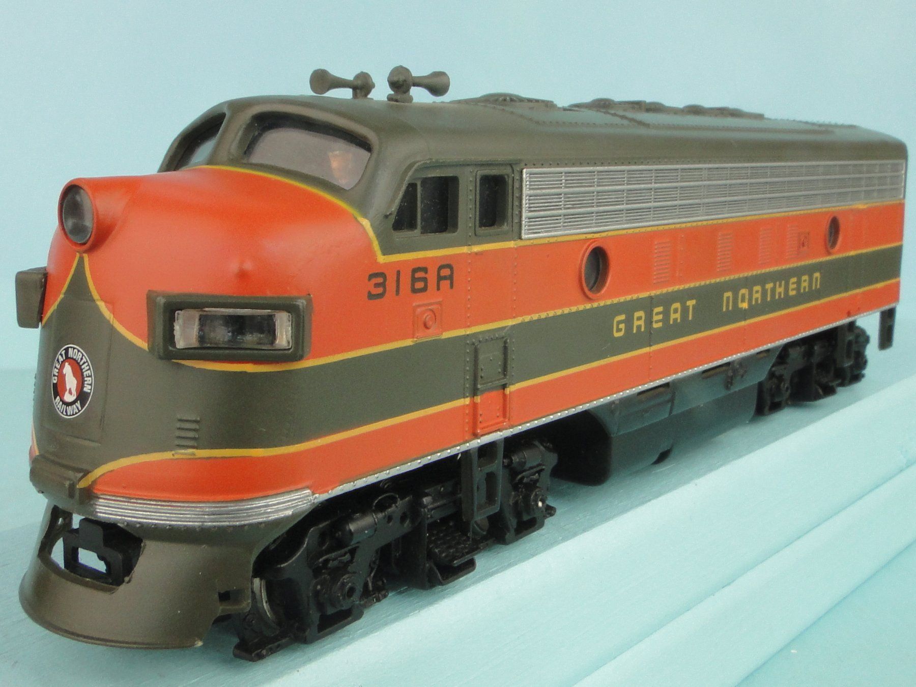 Modellini di ferrovie: Bachmann F4A Great Northern – Usato da Bülach venduto da cann11 1