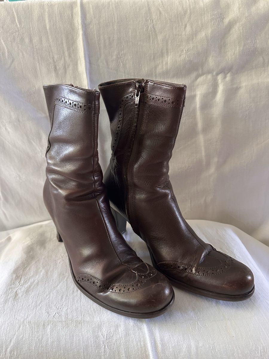 Max Mara Damenschuhe: Max Mara Stivaletten – Gebraucht aus Stabio von MAARINAA