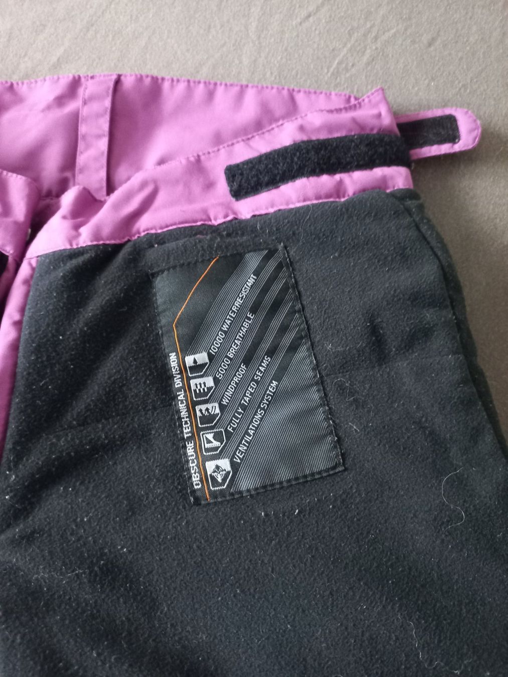 Pantaloni: Skihose Obscure gr.128 – Usato da Bachenbülach venduto da enigmatic 3