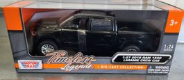 RAM 1500 Laramie Crew Cab, 2019, Sammlerstück, 1:24