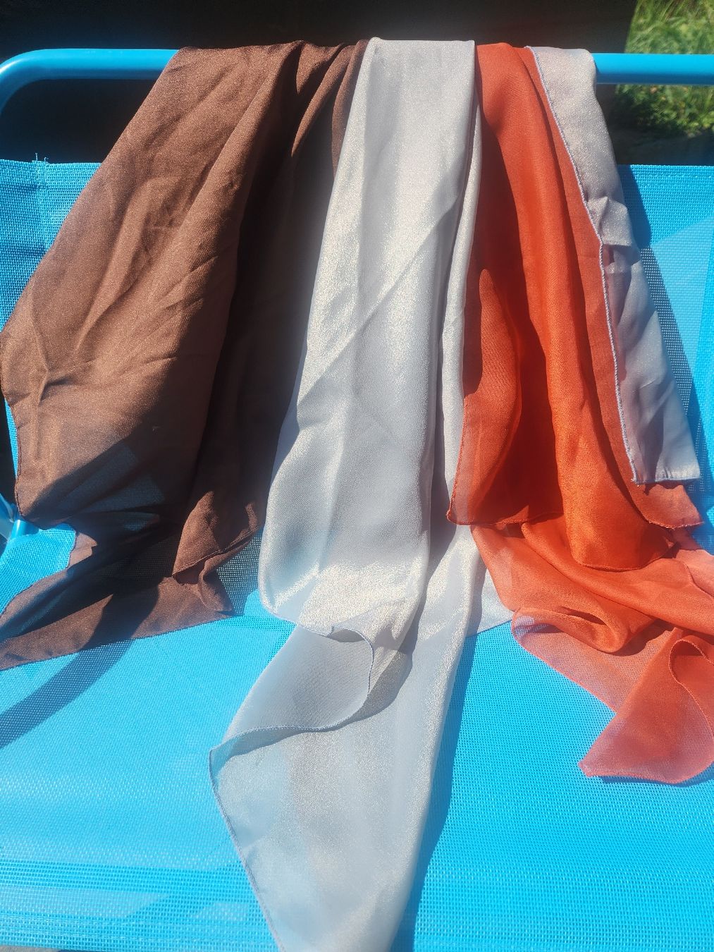 Foulards, Tücher & Schals: 3 Foulard – Gebraucht aus Forch von ang_bhq6
