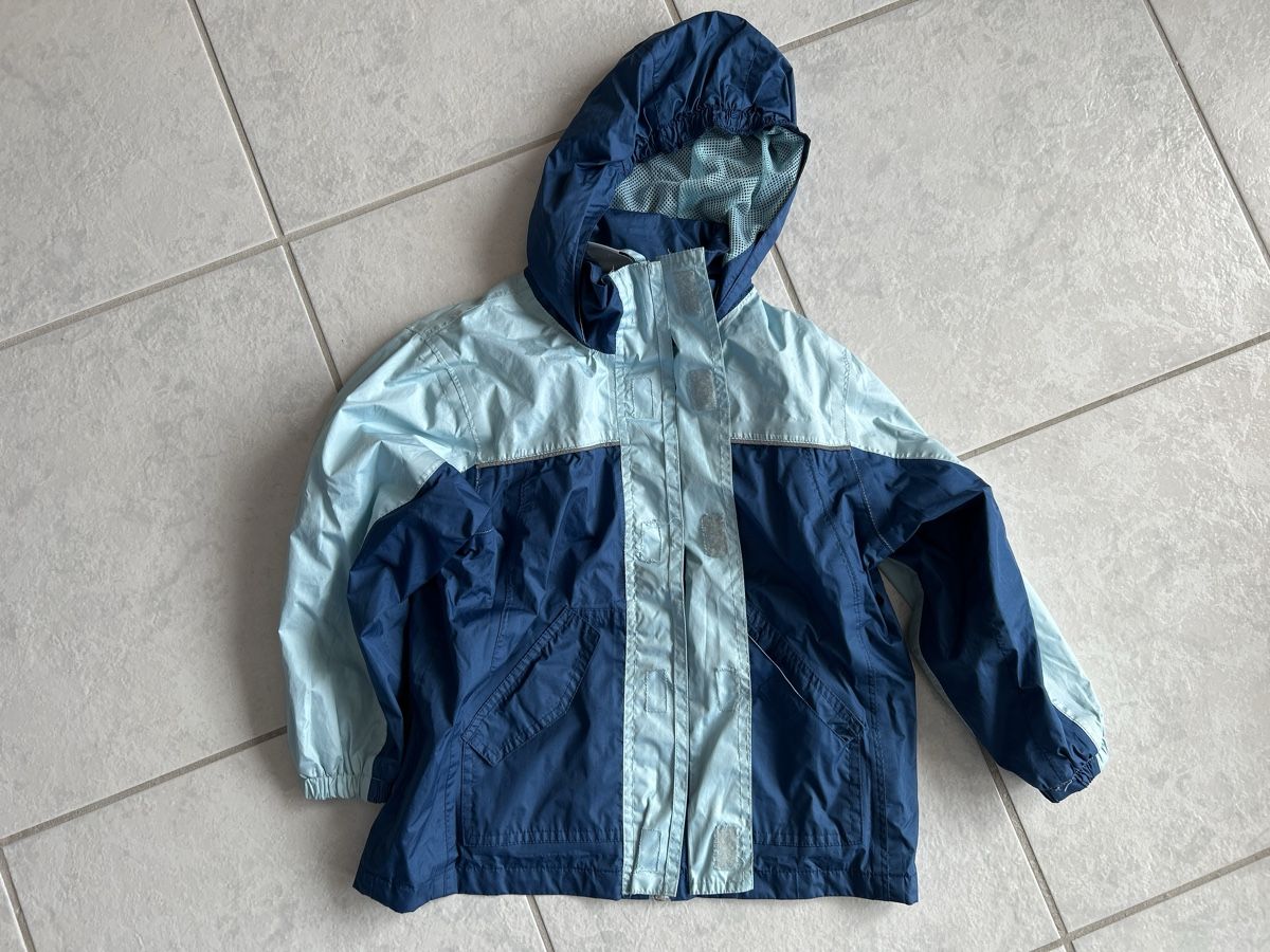 Giacche & Cappotti: Regenjacke Gr 110 – Usato da Lostorf venduto da Venice16