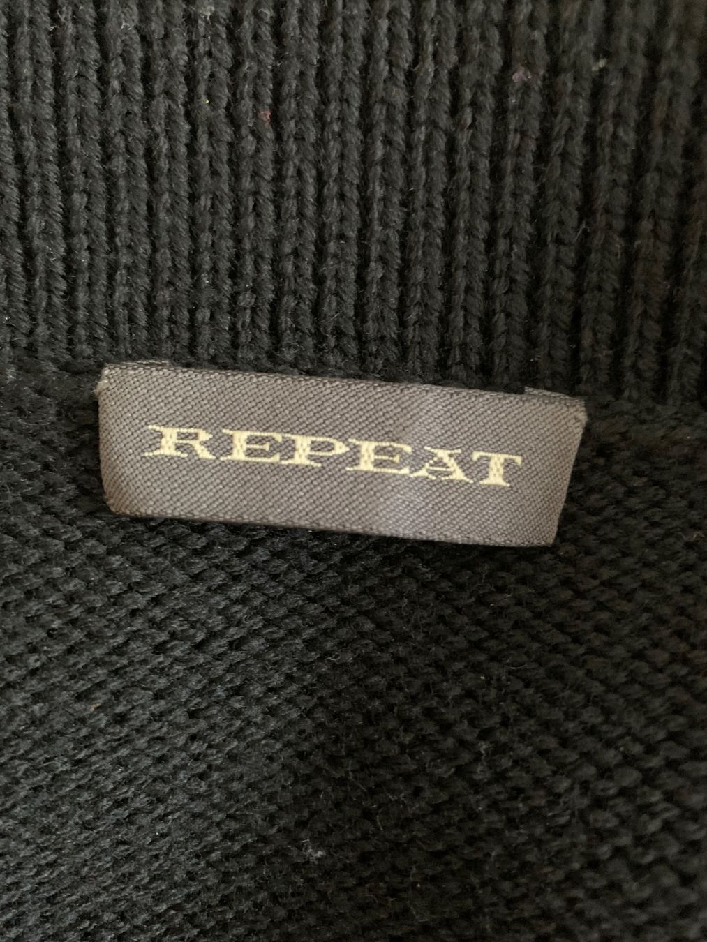 Repeat Pullover & Sweatshirts: Schwarzer Repeat Strickpullover Gr. M – Gebraucht aus Ennetbaden von usemiste 2
