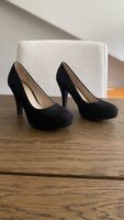 Pumps schwarz Grösse 40 guter Zustand Damen Schuhe Absatz