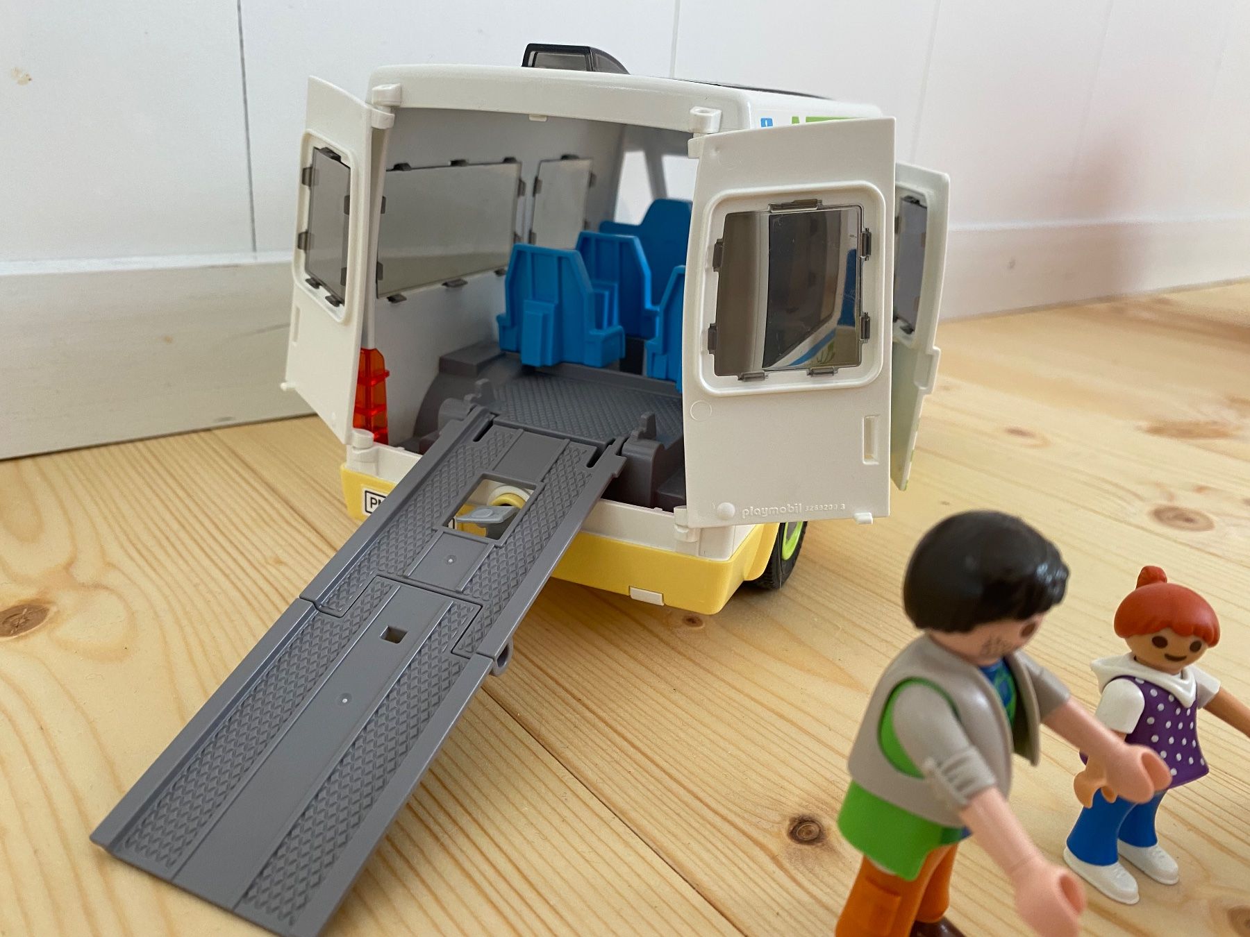 Playmobil Giocattoli: Playmobil Schulbus 71329 – Usato da Dübendorf venduto da losvascos 1