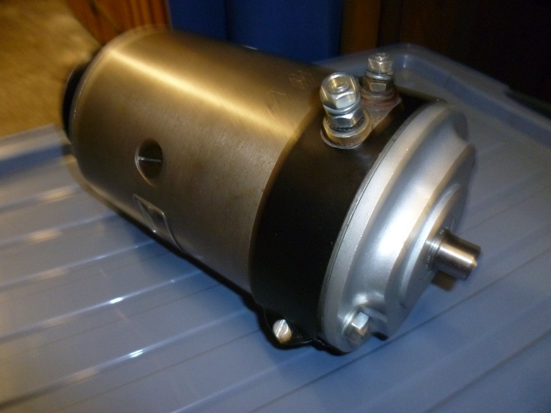 Hürlimann Traktoren: Hürlimann Dynamo Scintilla 24Volt – Neu (gemäss Beschreibung) aus Sursee von brusu1