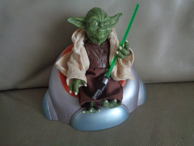 Hasbro Giocattoli: Star Wars Hasbro Yoda – Usato da sargans venduto da Angamar