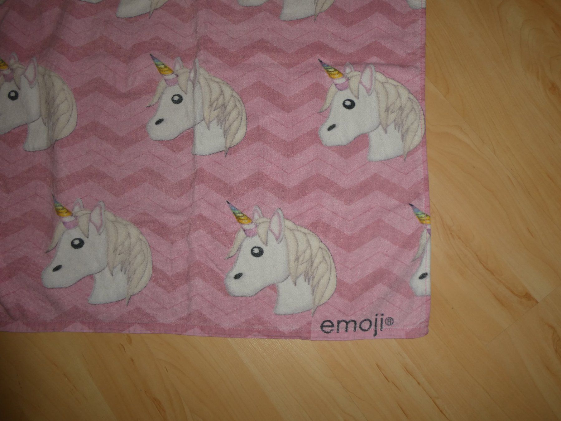 Teli da bagno: Emoji Einhorn Badetuch – Usato da Mels venduto da KOSL 1