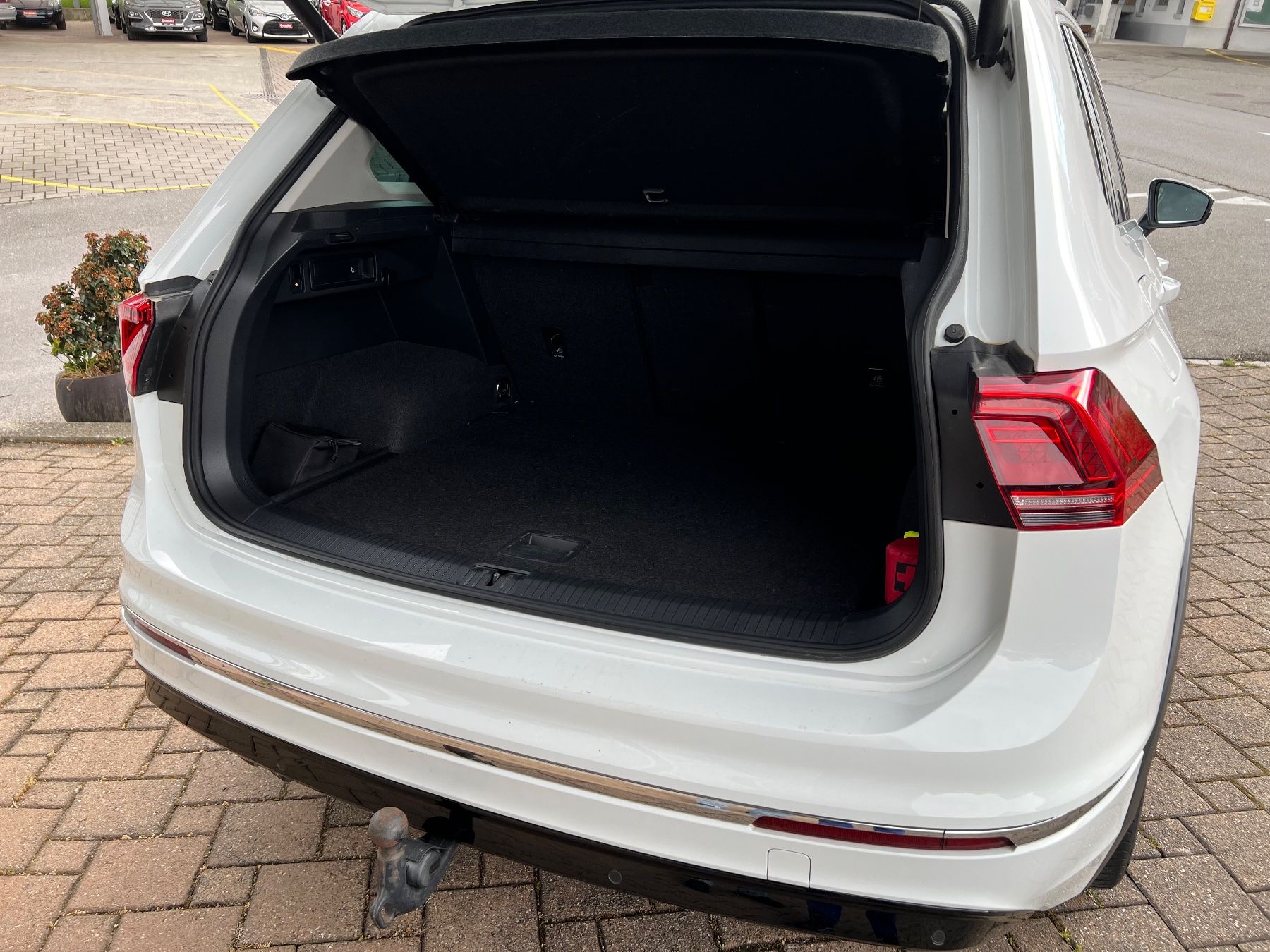 VW Autos: VW TIGUAN 2.0 TDI HIGHLINE 4x4 DSG – Gebraucht aus Bern von No1e 5