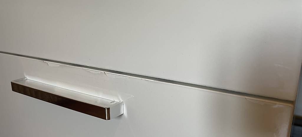 Bureaux: Bürotisch mit Schubladen – D'occasion à Kappelen par La_88x 3