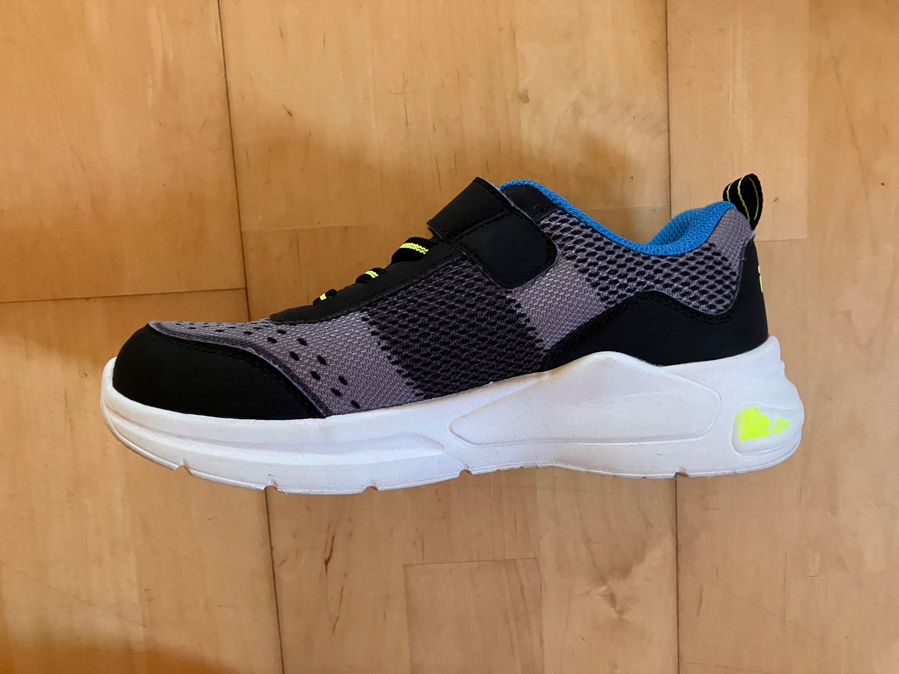 Fila Schuhe für Jungen: Turnschuhe – Gebraucht aus Esslingen von 2ze 3