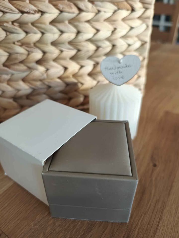 Anelli: Neu Natural Diamond Ring 18K Gold – Nuovo e nell'imballaggio originale da Birmensdorf ZH venduto da Nanu-R 7