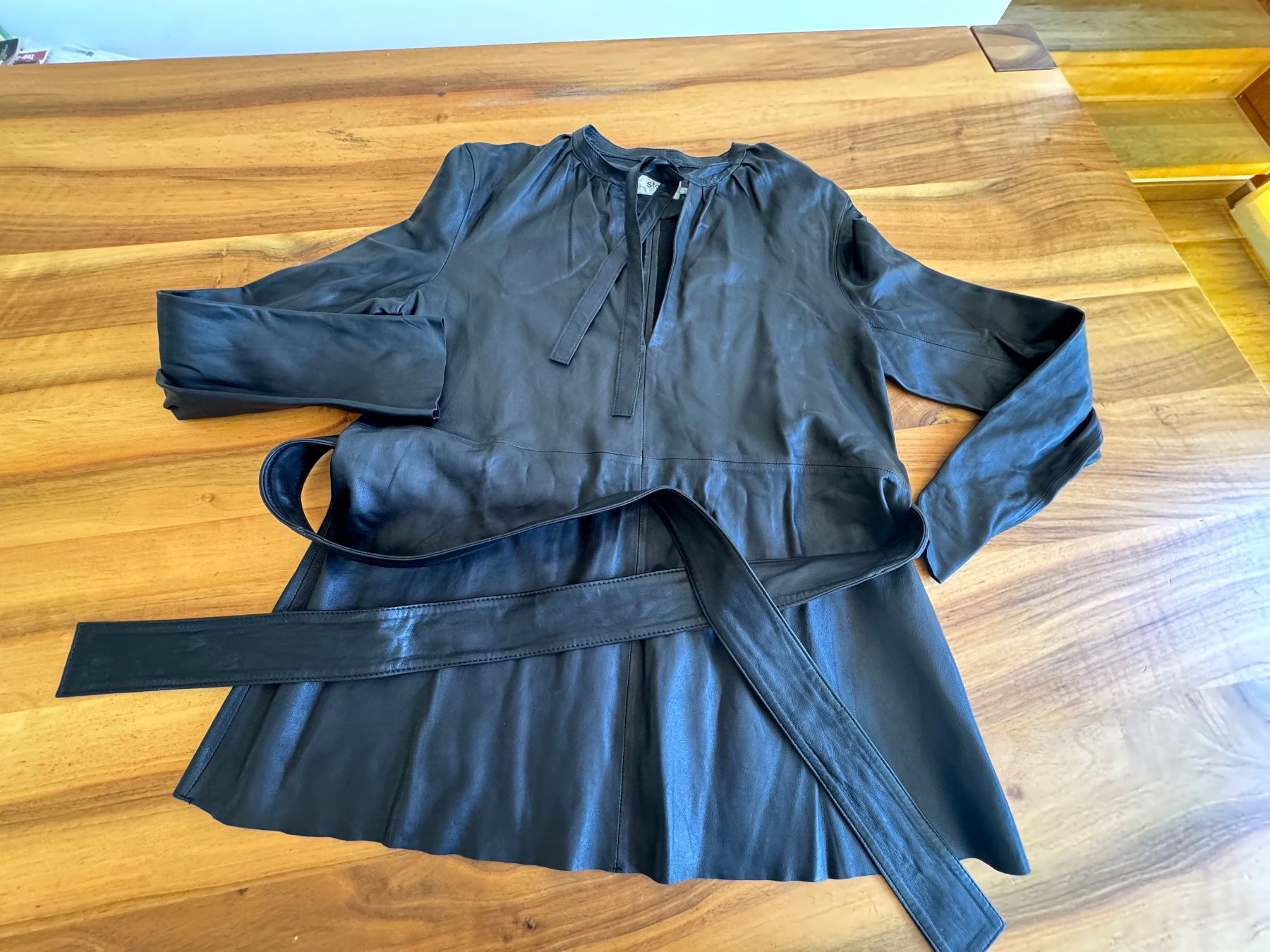 Camicette: STAND exclusive Echtleder Bluse 36 Schwarz – Usato da Meiringen venduto da tonicandgin