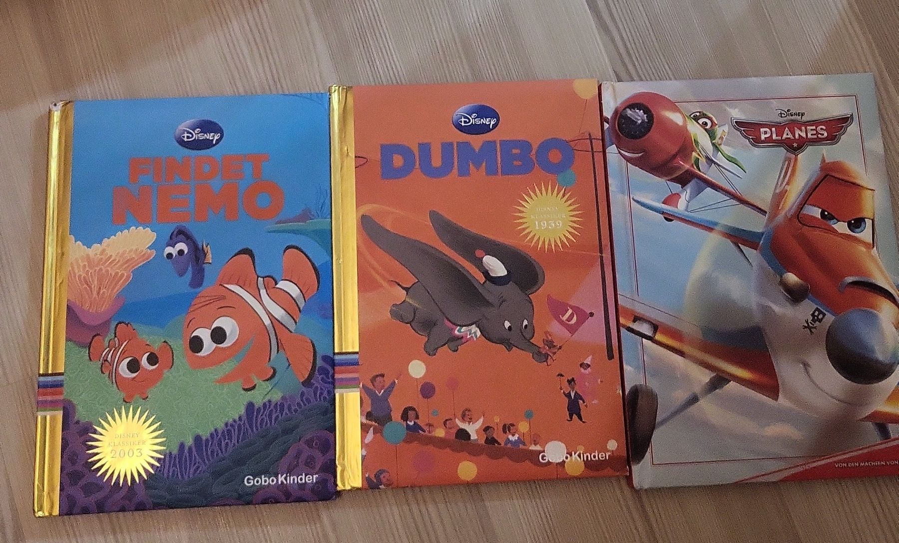 Livres: Disney Kinderbuecher Findet Nemo Dumbo und Planes  – D'occasion à Oberbüren par Eis100