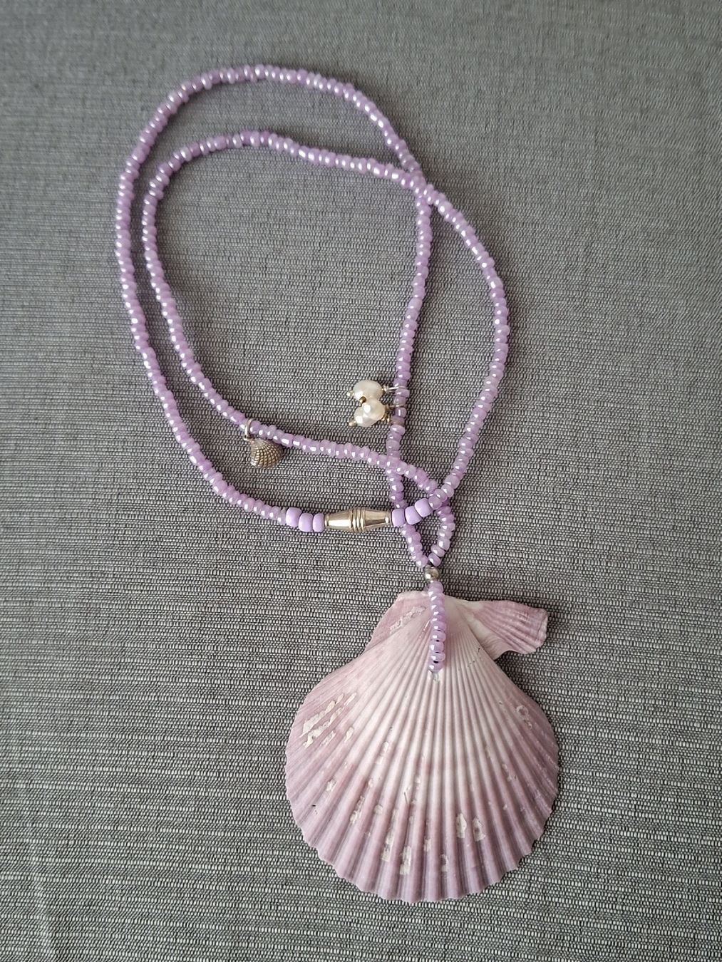Ketten: Muschelkette lila mit Silberelementen  – Neu (gemäss Beschreibung) aus Remetschwil von littleredboots 2