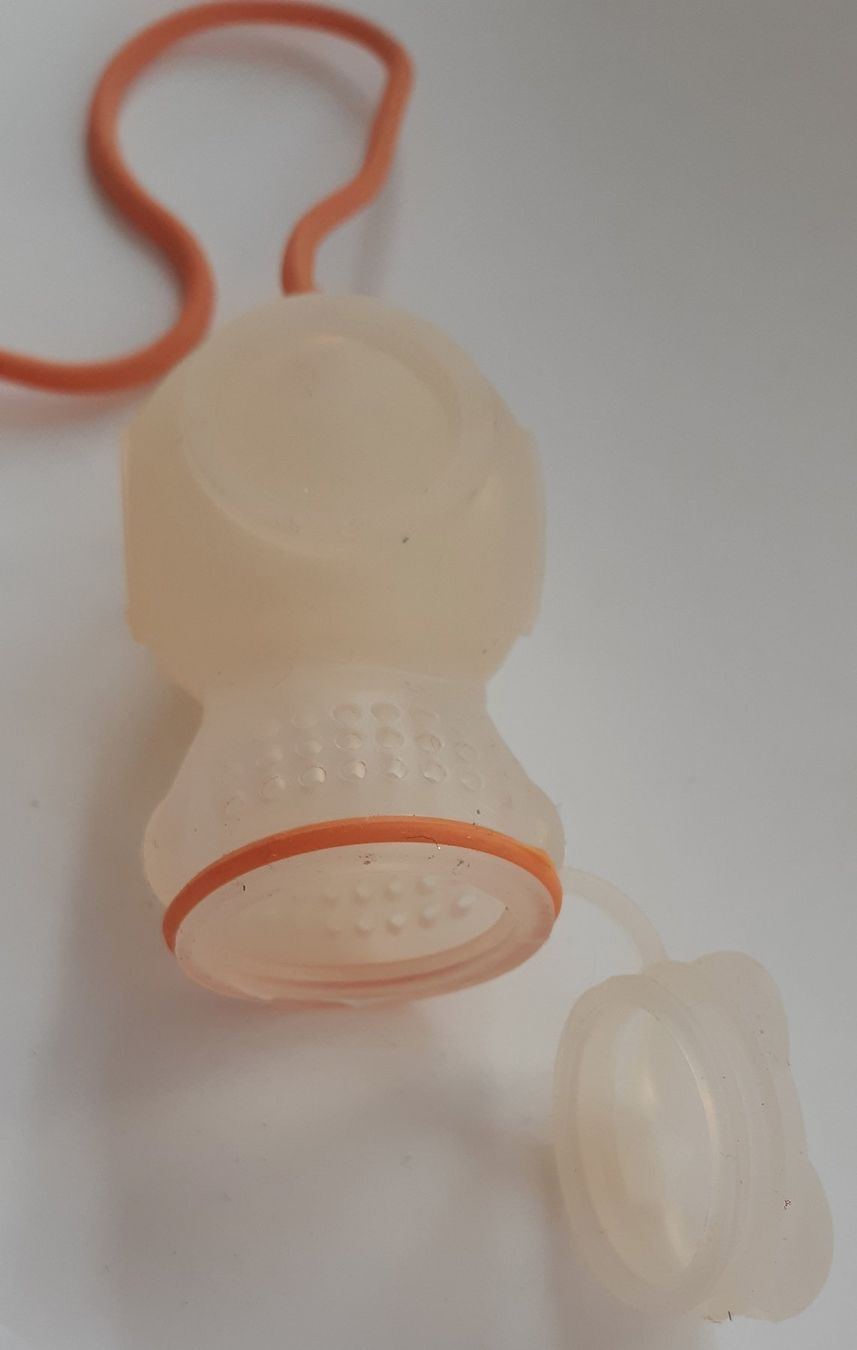 Giocattoli: Boule à thé en silicone - Scaphandre – Usato da La Chaux-de-Fonds venduto da beasach 2