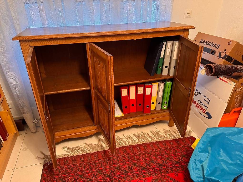 Credenze: Eichenbuffet / Sideboard – Usato da Bottmingen venduto da Murtzli 1