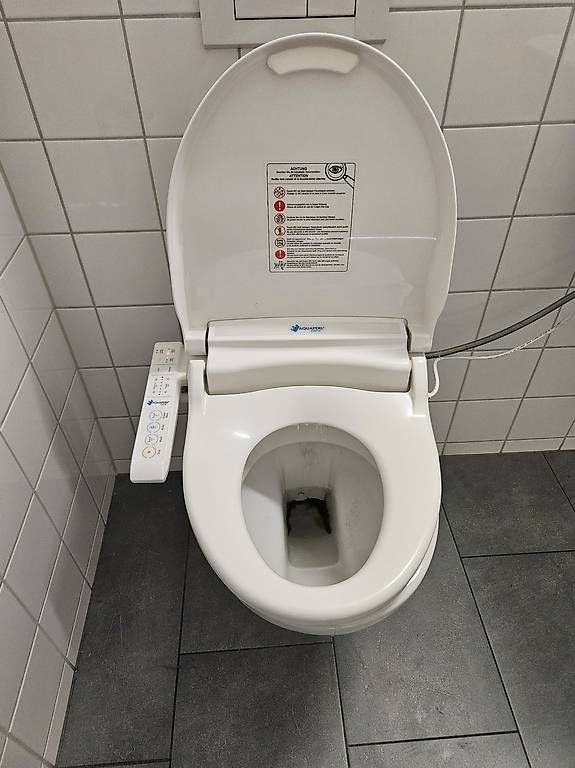 WC: Closomat Aufsatz  – Usato da Zürich venduto da schauwem 1