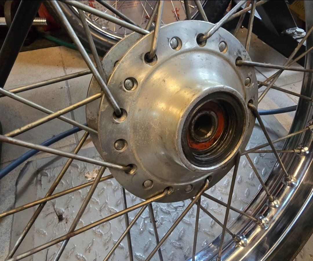 Yamaha Alle Motorradersatzteile: Yamaha – Gebraucht aus Schänis von mar_sv9x 4