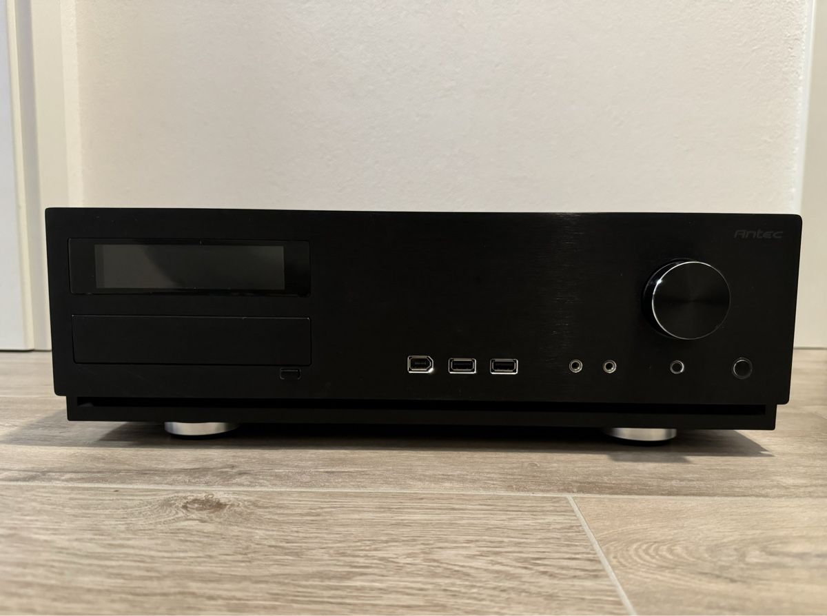 PCs: HTPC - custom made HTPC/Gaming PC – Gebraucht aus Luins von  1