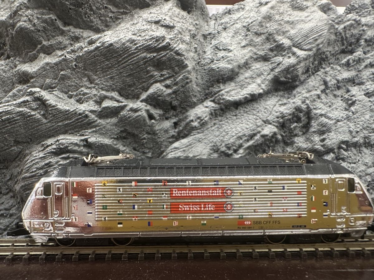 Märklin Modellini di ferrovie: Märklin 88454 SBB Re 460 – Usato da Lupsingen venduto da New-Haven 1