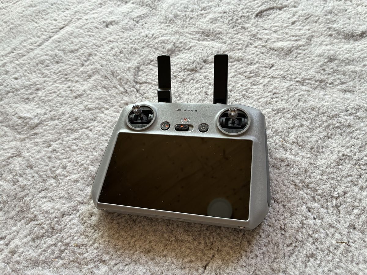 DJI Modellismo RC: DJI Mini 5 Pro fly more Combo, DJI RC2, Top Zustand – Nuovo (secondo la descrizione) da Niederwil AG venduto da 375Fox 2