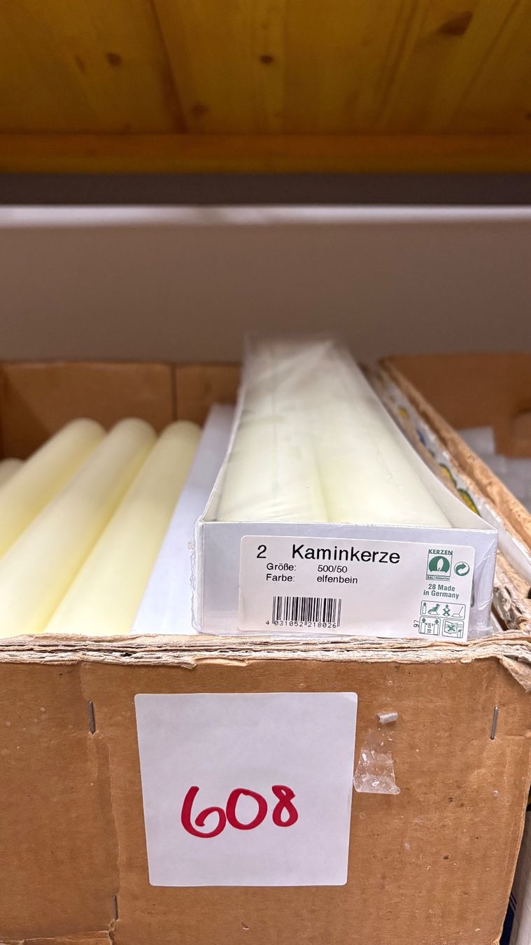 Kerzen: 609 Posten Kaminkerzen aus Liquidation – Neu (gemäss Beschreibung) aus Derendingen von Meisterstuecke 1