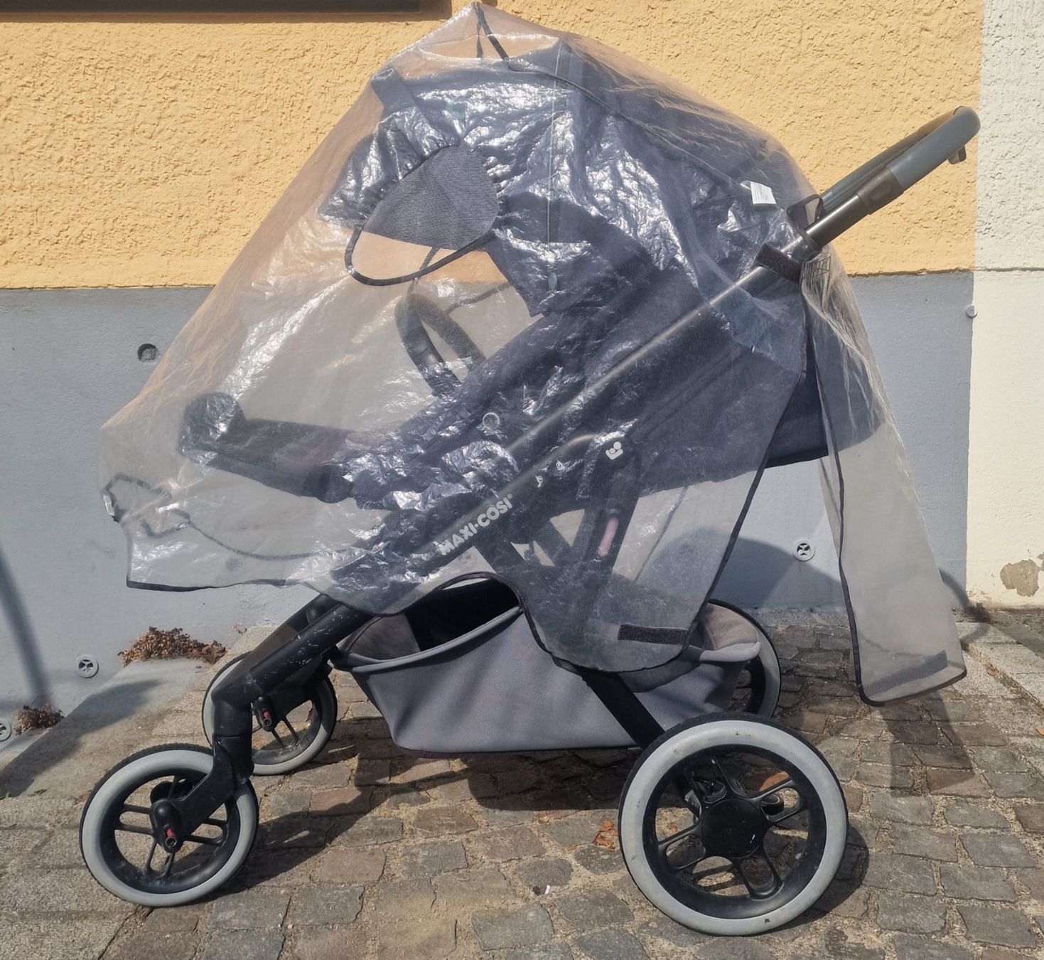 Maxi-Cosi Carrozzine: Kinderwagen Starter-Set – Usato da Winterthur venduto da lar_pkk9 5
