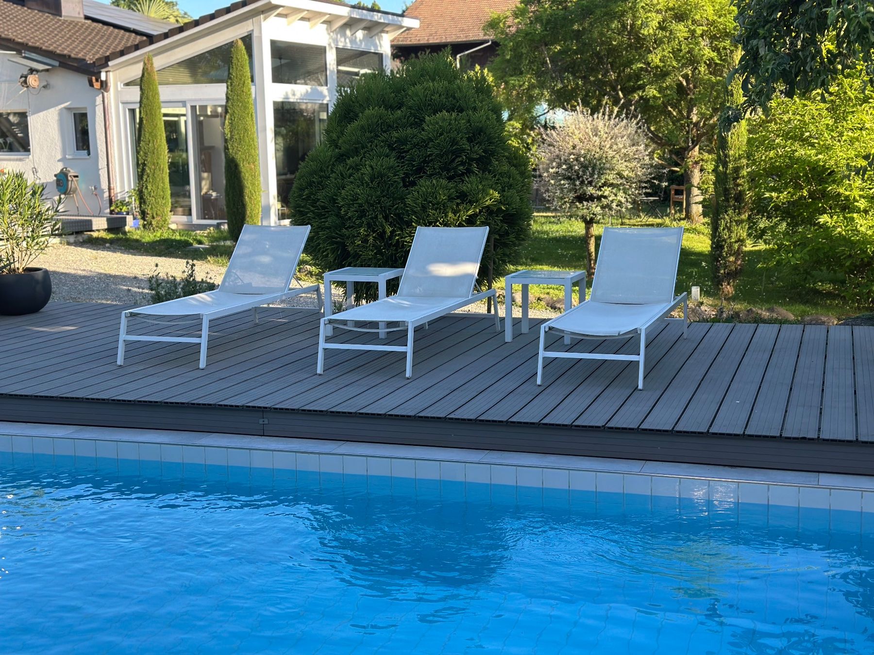 Sedie a sdraio: Garten Liegen inklusive Tische – Usato da Siegershausen venduto da Nanotop 3