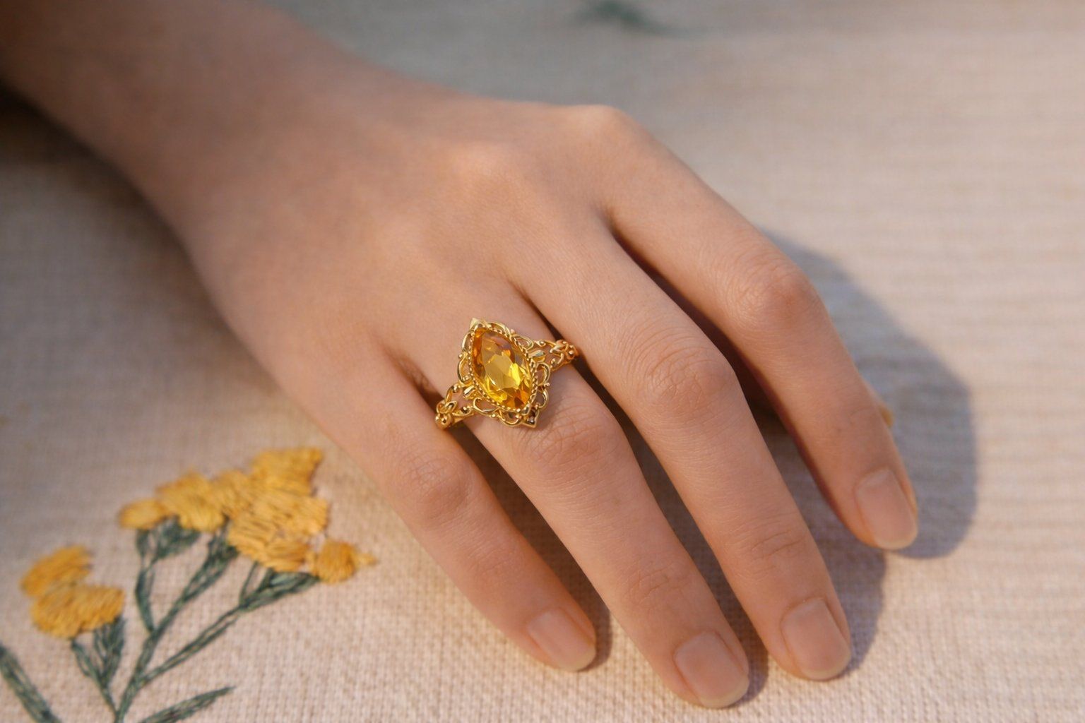 Anelli: NEW - S925 Citrine Ring (Adjustable) – Nuovo (secondo la descrizione) da Zürich venduto da cin_wcf6 6