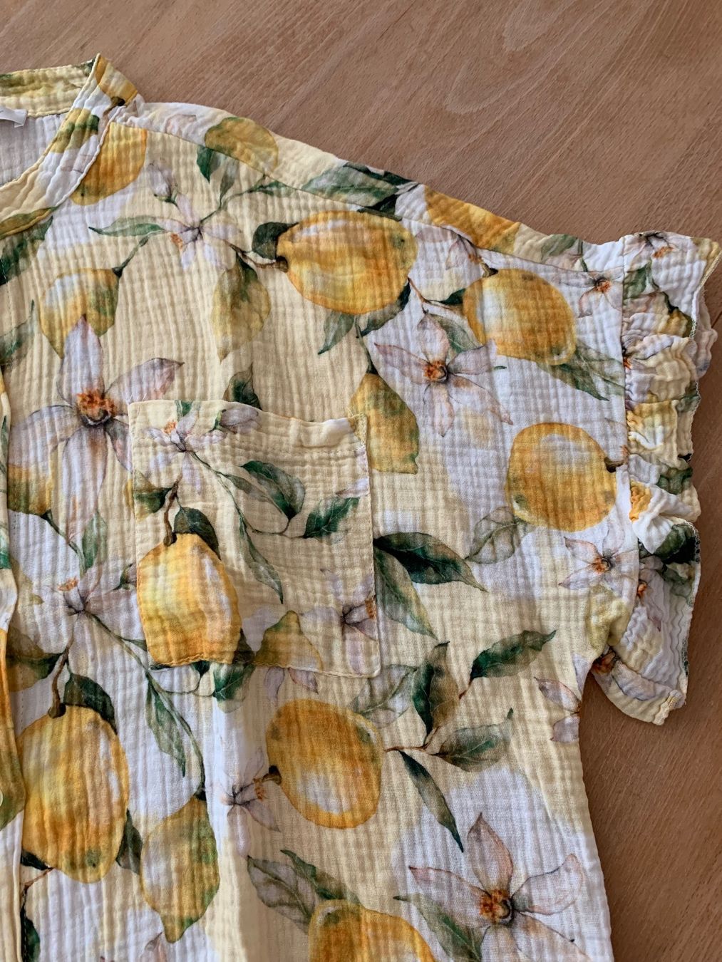 Camicette: Musselinbluse mit Zitronenmuster – Usato da Enggistein venduto da THE-IGOR 3