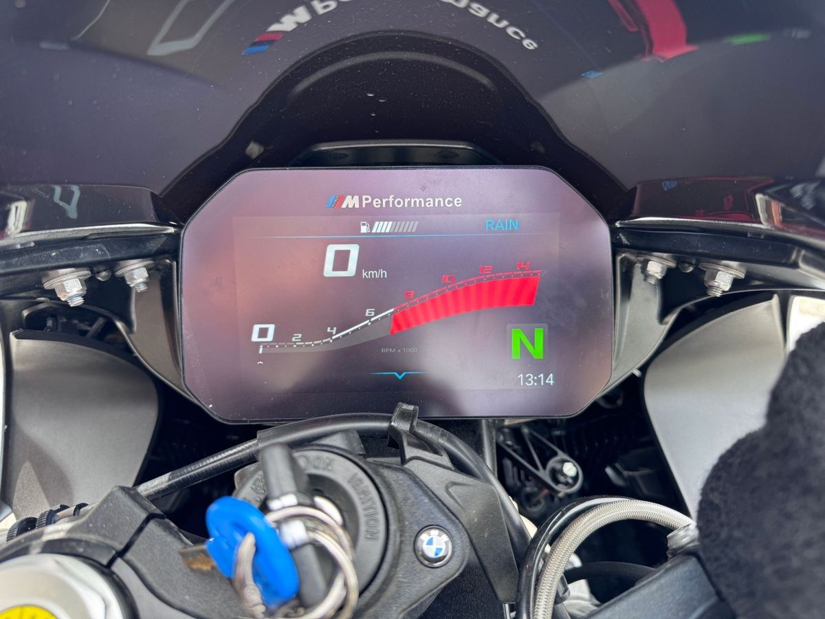 BMW Strada: BMW S1000RR M PAKET – Usato da Boswil venduto da alo_k55l 6