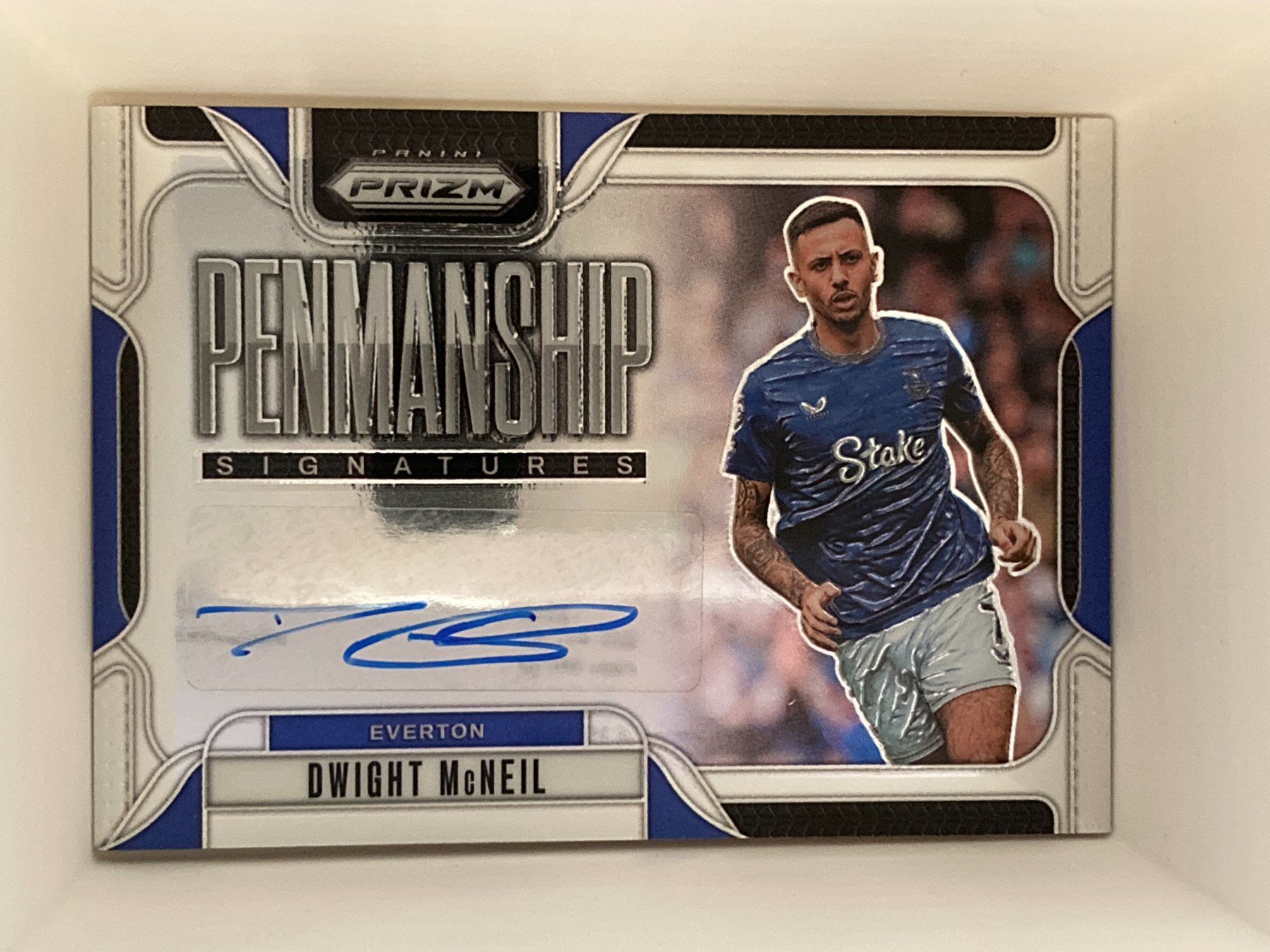 Panini Carte collezionabili: Panini Prizm EPL 24-25 - Dwight McNeil Auto – Nuovo (secondo la descrizione) da La Tour-de-Peilz venduto da Tyalos_Cards