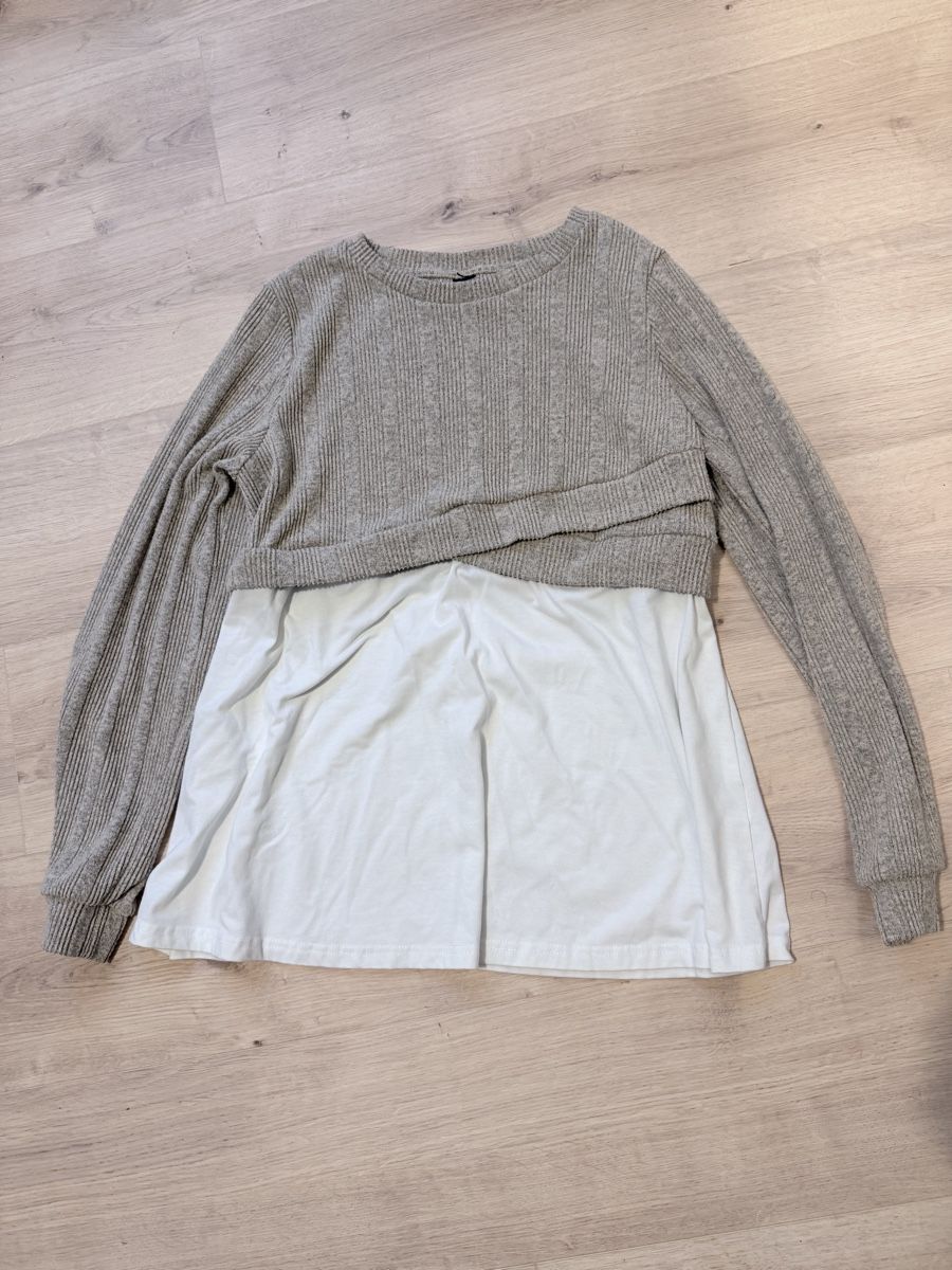 Pulls & Sweat-shirts: Schwangerschaft Pullover Grösse M – D'occasion à Belp par Secondhand11