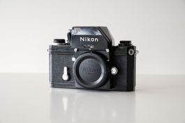 Appareil photo argentique Nikon F Photomic T