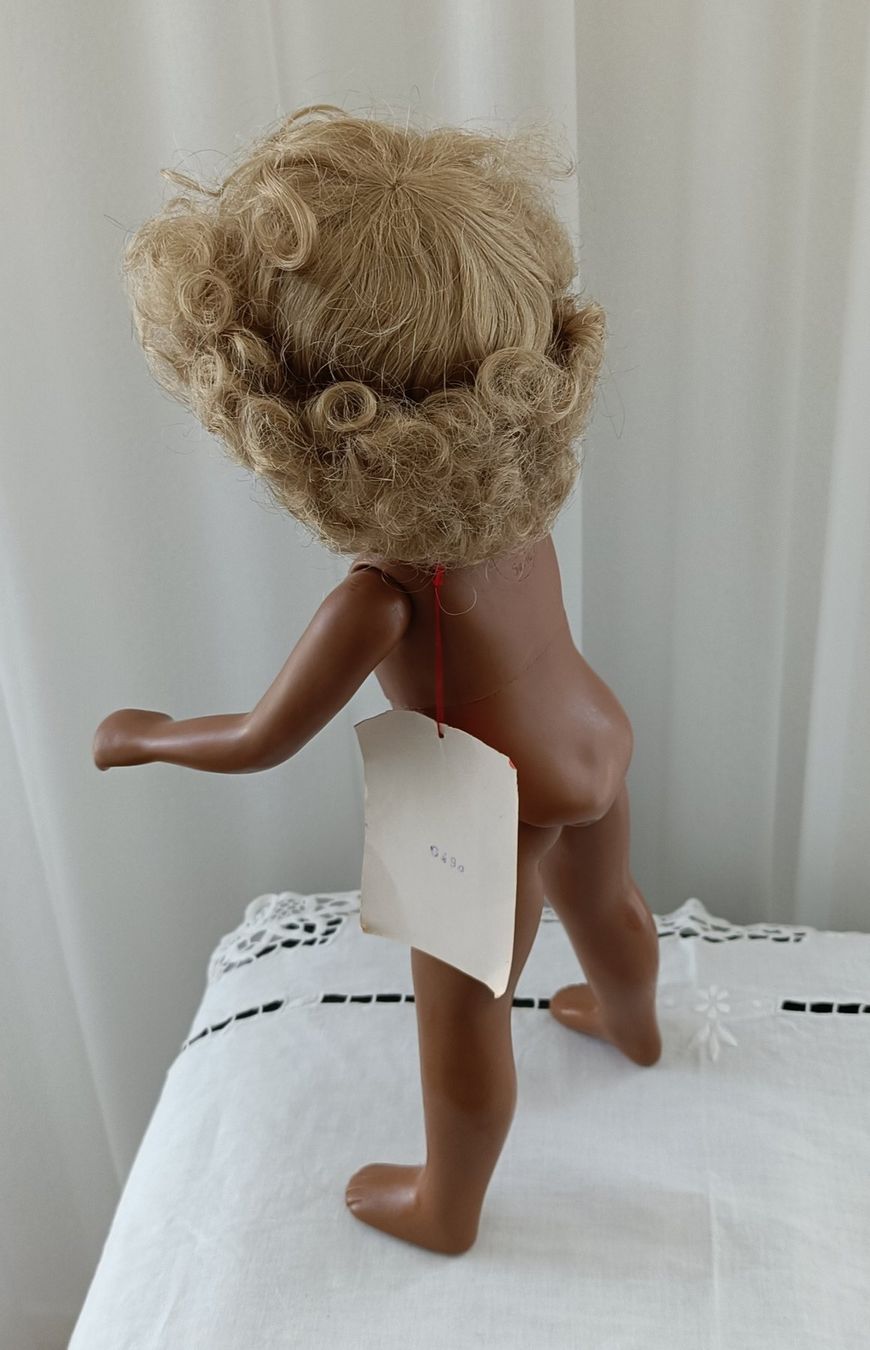 Bambole: Für Sashas: Perücke blond – Usato da Seewen SZ venduto da 27maan 1