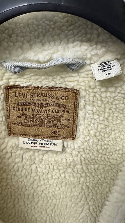 Levi's Giacche: Levi's jeansjacke gefüttert – Nuovo (secondo la descrizione) da Zollikon venduto da rose59 2