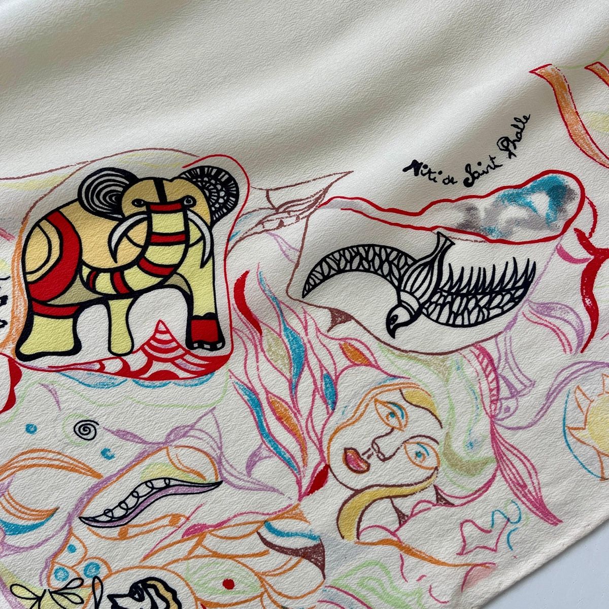 Foulard & Sciarpe: NIKI DE SAINT PHALLE Silk Scarf – Usato da Freienbach venduto da Avviivva_Shop 3