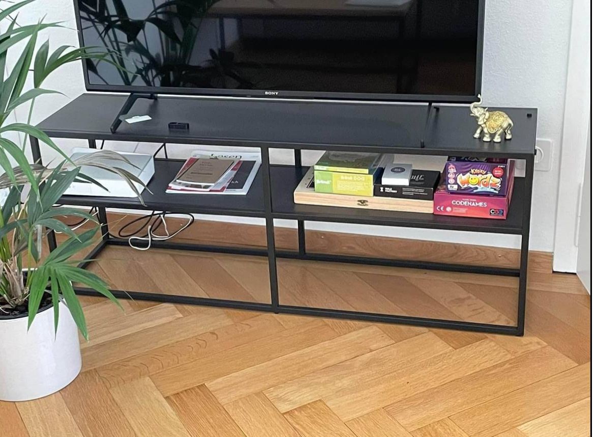 Mobili TV: TV Regal – Usato da Bern venduto da melody25 1