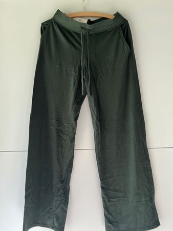 Uniqlo Damenhosen, Small
