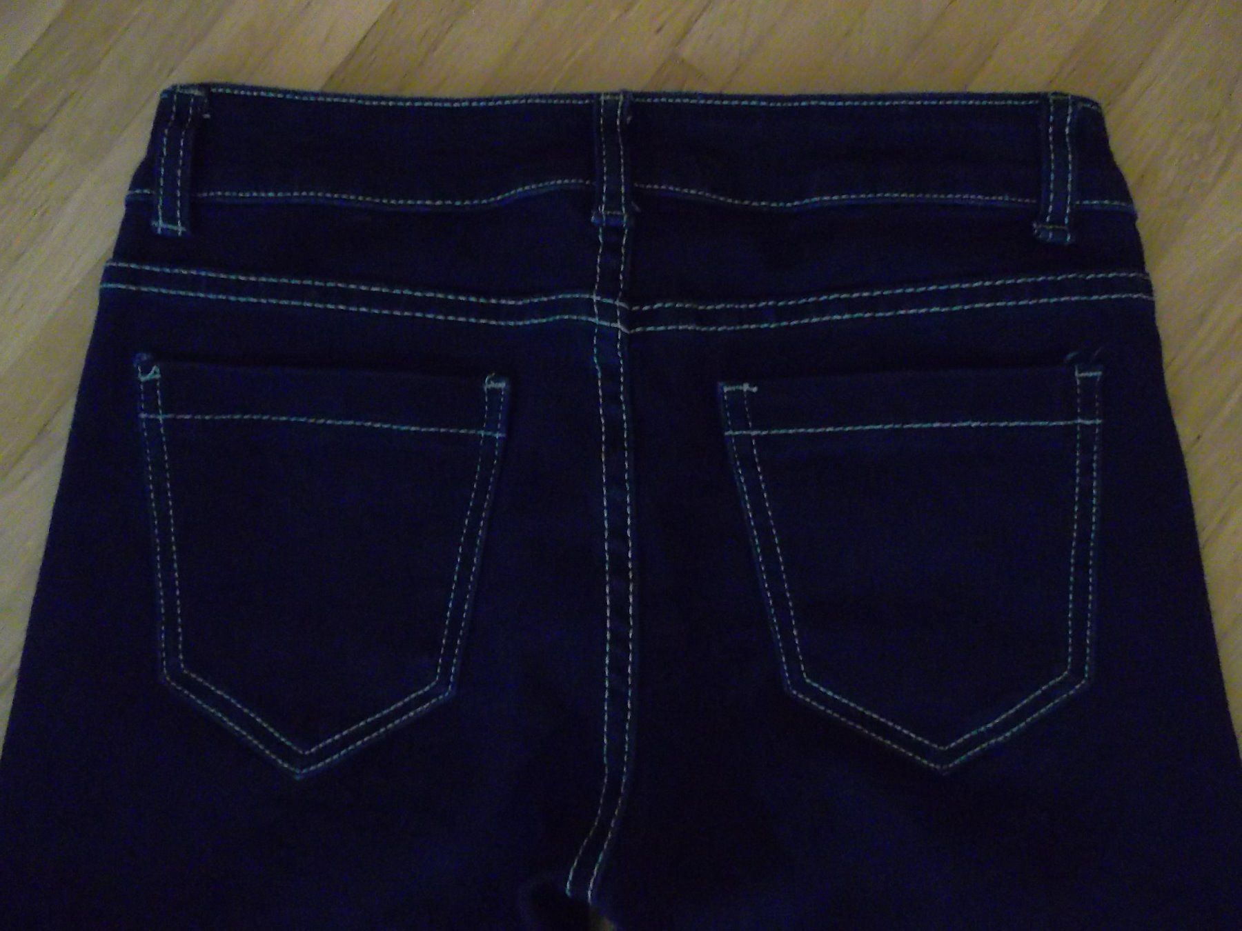 Jeans: JEANS GR. 38 BESTSTYLED BERLIN – Nuovo (secondo la descrizione) da Zofingen venduto da Felpa 4