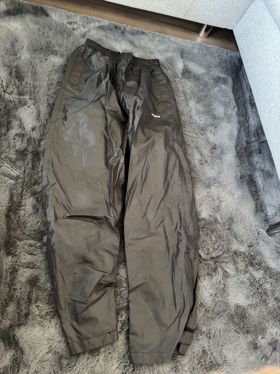 Pantaloni: Regenhose STEPS schwarz mit besatz – Usato da Busswil BE venduto da Reabloom_30