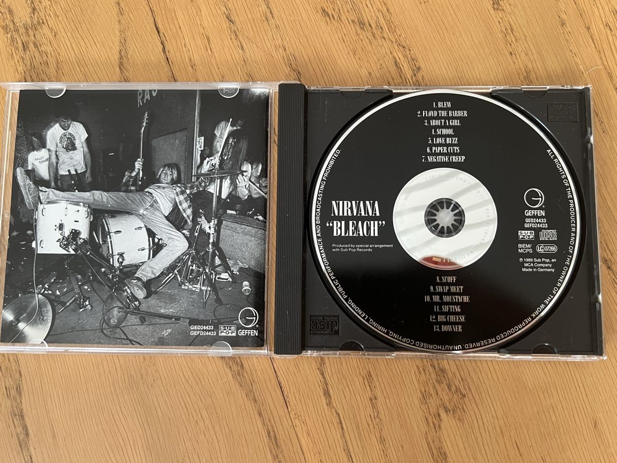 CD: NIRVANA: Bleach CD (1989) Subpop – Usato da Hünenberg venduto da Paddels 2