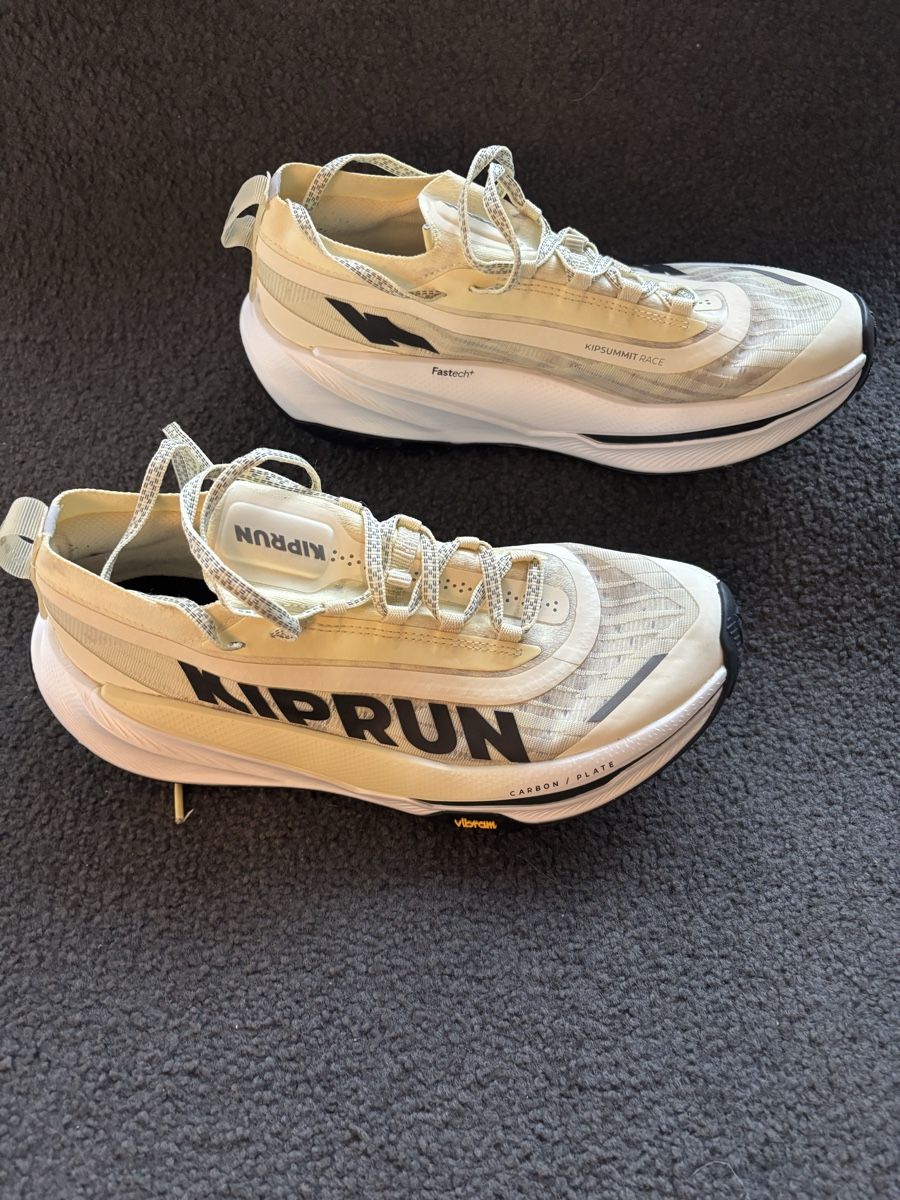 Scarpe da donna: Kiprun Kipsummit Race, Beige – Nuovo (secondo la descrizione) da Winznau venduto da butzli83