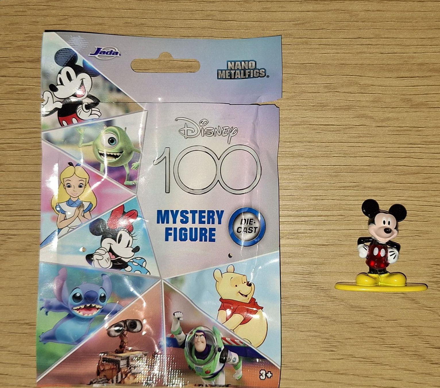Disney Giocattoli: Disney minifigure en métal Mickey Mouse – Nuovo e nell'imballaggio originale da Genève venduto da BrickFanGe 3