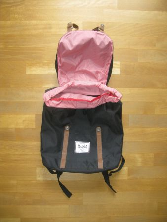 klassischer original Herschel Rucksack in schwarz