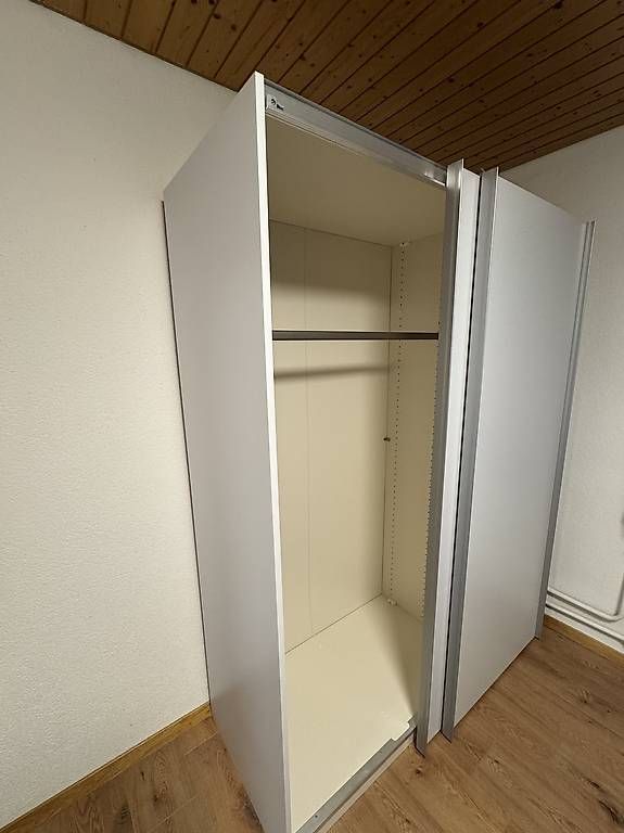 Pfister Schränke: Pfister Schrank mit Schiebetüren – Gebraucht aus Derendingen von Happyever 2