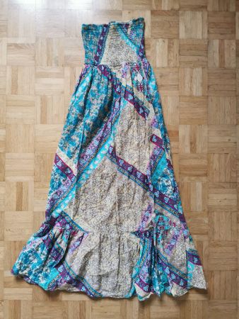 Kleid Striking Gr. M