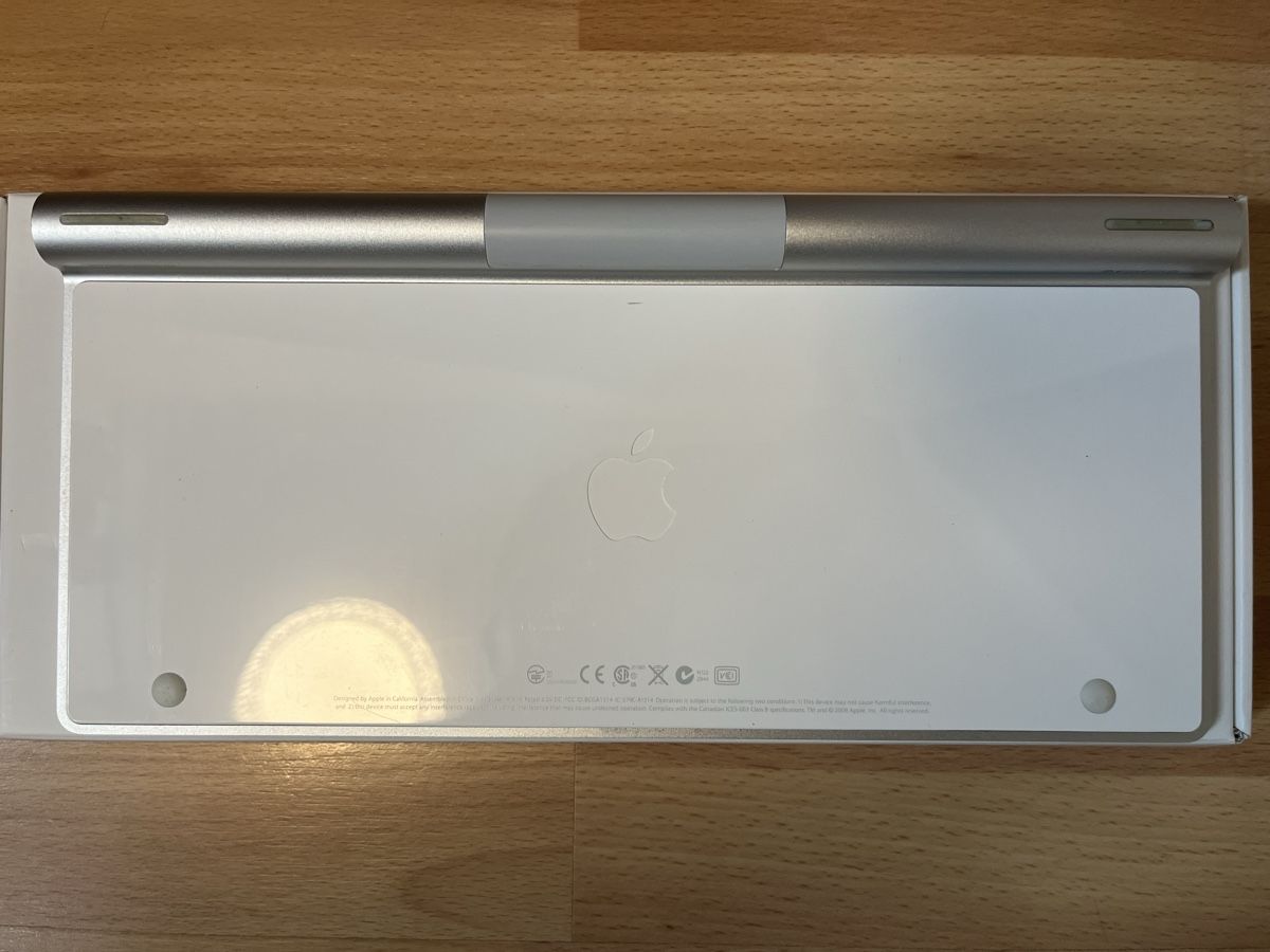 Apple Tastiere: Apple Keyboard CH Layout – Difettoso da Wetzikon ZH venduto da denis_08 2